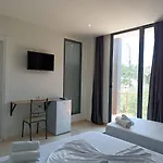 Kavalona Park 3* Zverneci