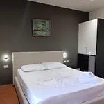 Kavalona Park 3* Zverneci