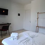 Kavalona Park 3* Zverneci