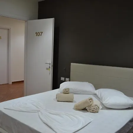 Kavalona Park Zverneci