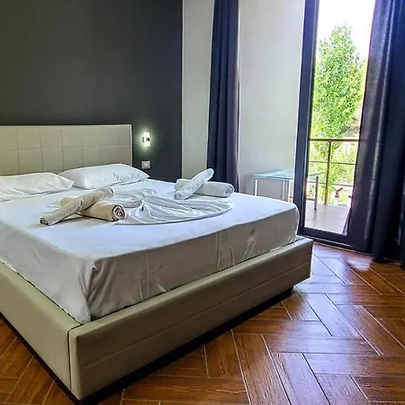 Kavalona Park Zverneci