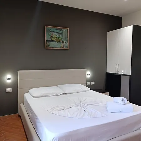 Kavalona Park 3* Zverneci