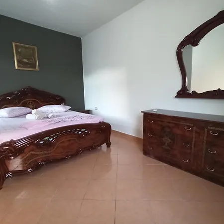 Kavalona Park Hotel Zverneci