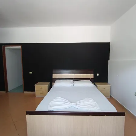 Kavalona Park Zverneci