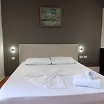 Kavalona Park Hotel