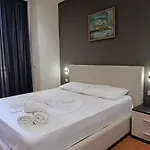Kavalona Park Hotel Zverneci