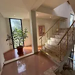 Kavalona Park Hotel 3*