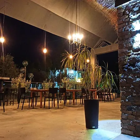 Kavalona Park ホテル