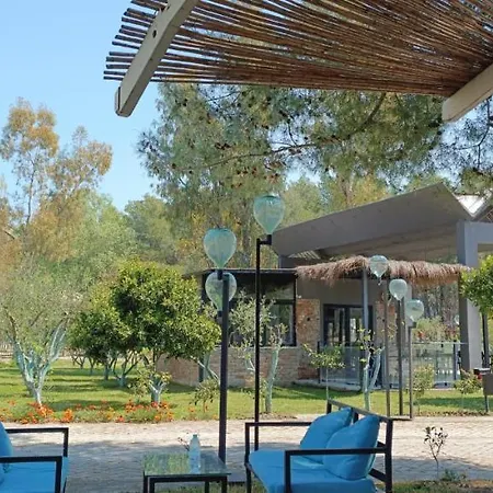 Kavalona Park 3*