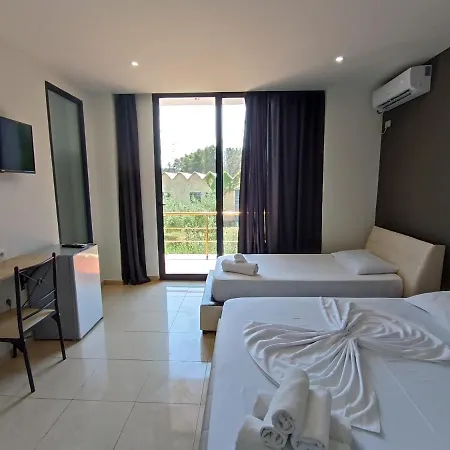 Hotel Kavalona Park