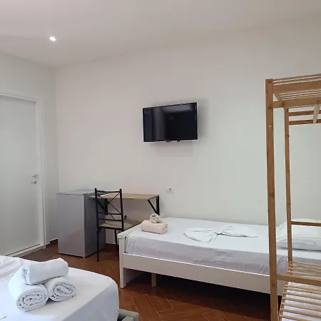 Kavalona Hotel 3*