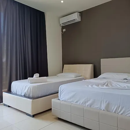 Hotel Kavalona 3*