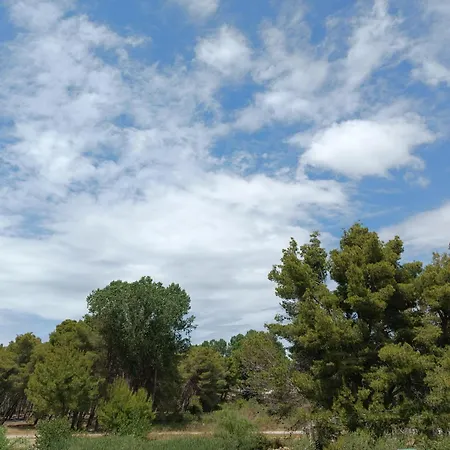 Kavalona Park 3*