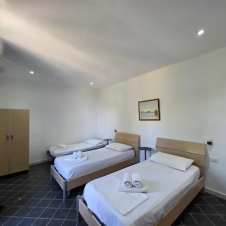 Kavalona Park 3* Zverneci