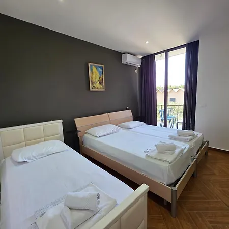 Kavalona Park Hotel 3*