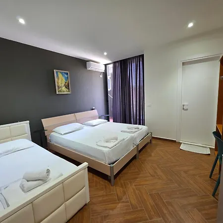 Kavalona Park 3* Zverneci